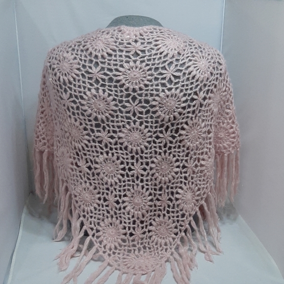 Pink shaw - Picture 3 of 4